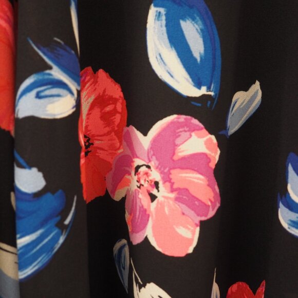 Torrid Black Floral Print Georgette High Neck Sleeveless Maxi Dress sz 10 - Picture 8 of 10